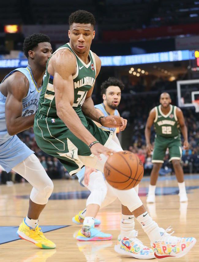 努里并将其 努里并将其