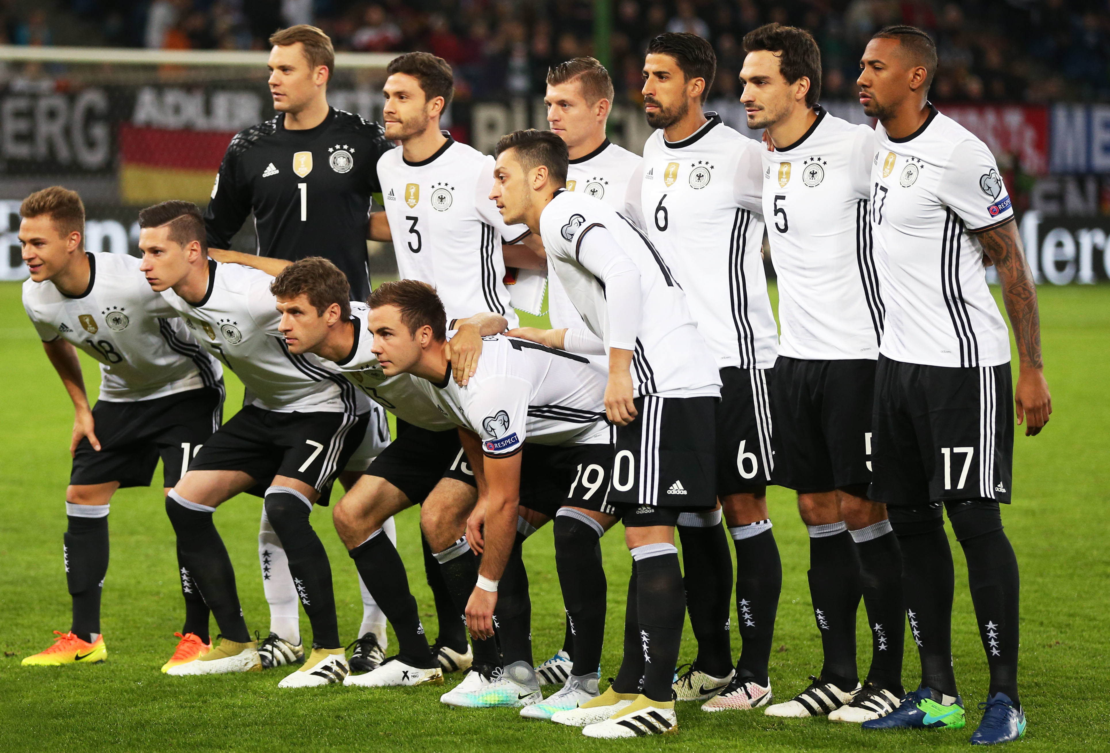 前锋拿到前 前锋拿到前