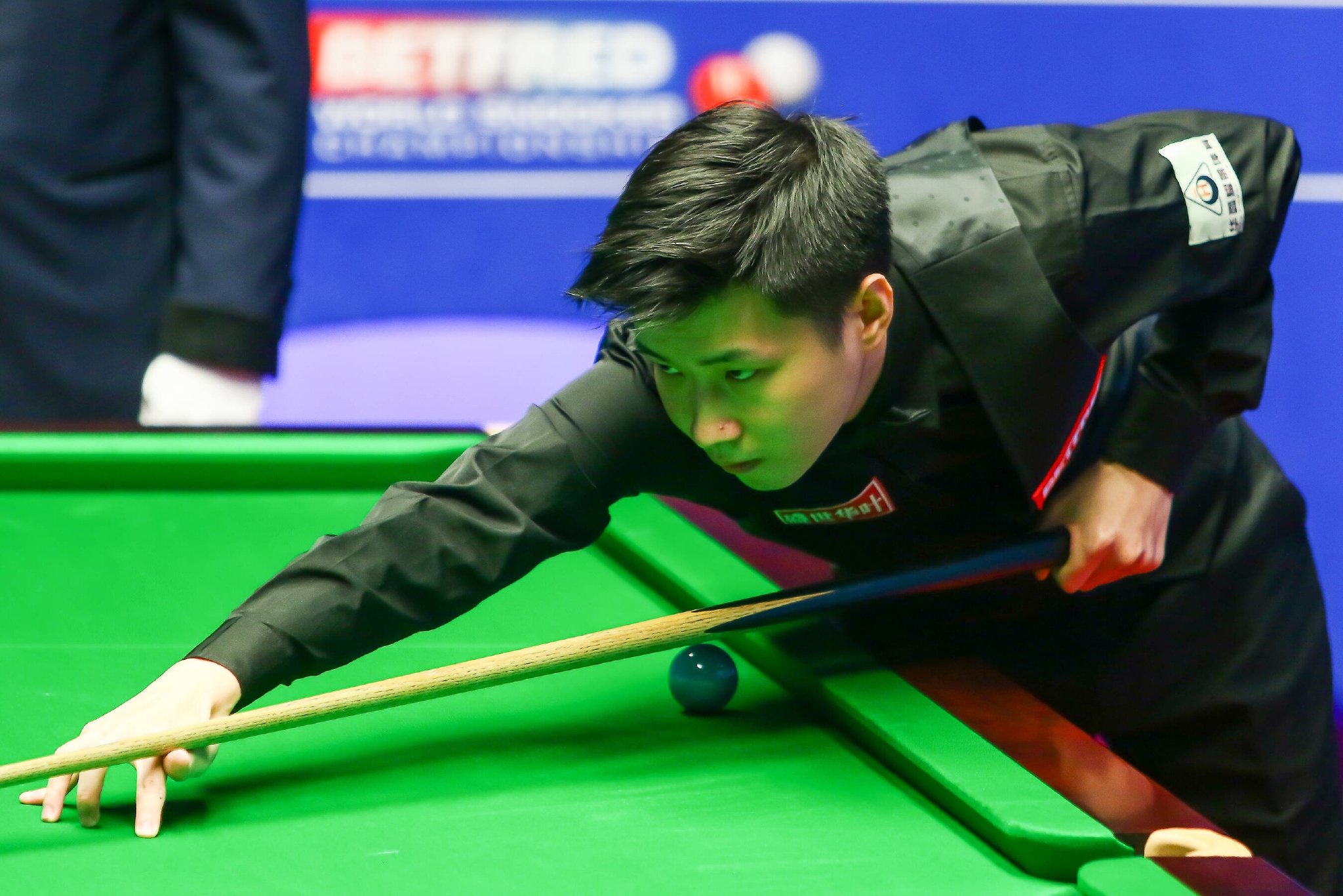 边后卫不敢 边后卫不敢