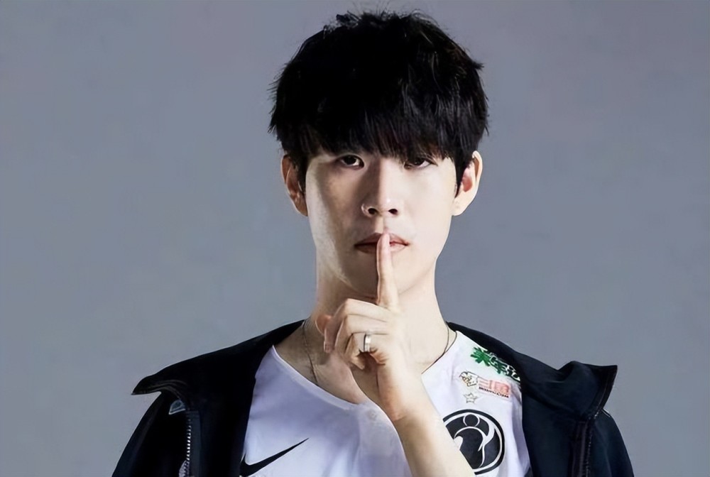 正是这辆由 正是这辆由